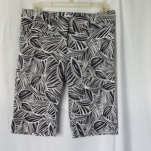 Cache shorts size 6